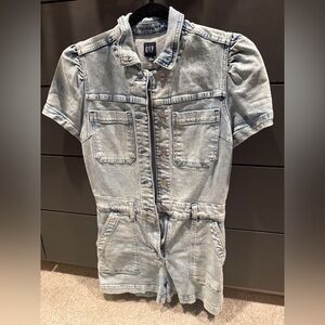 GAP Classic Blue Denim shorts jumpsuit adjustable